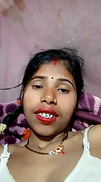 Snapshot of Miss_triha chatting on February 18, 2025, 7:41 pm Miss triha online show from February 18, 2025, 7:41 pm