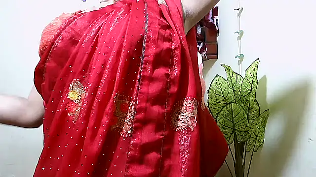 Rubi-Ji online show from November 12, 2025, 3:27 pm