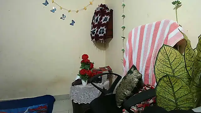 Rubi-Ji online show from November 13, 2025, 4:11 pm