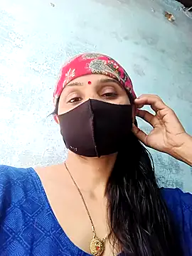 Snapshot of Sumann99 chatting on February 26, 2025, 8:28 am Sumann99 online show from February 26, 2025, 8:28 am