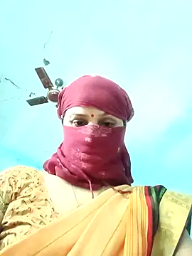 Snapshot of Sumann99 chatting on February 13, 2025, 8:06 am Sumann99 online show from February 13, 2025, 8:06 am