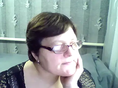 ElzaJewel online show from February 27, 2025, 4:43 pm