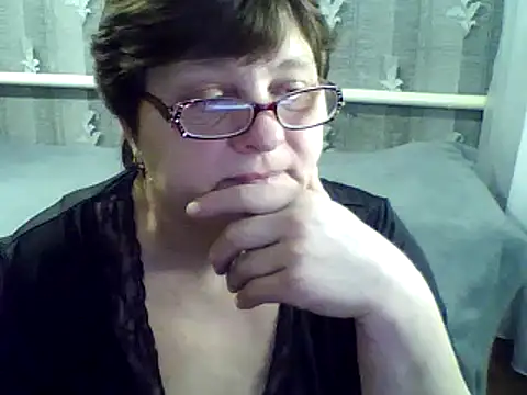 ElzaJewel online show from February 25, 2025, 4:46 pm