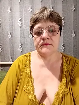 ElzaJewel online show from April 8, 2026, 8:32 pm