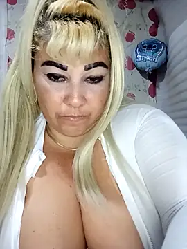 Snapshot of BonniAdams chatting on February 9, 2026, 2:53 am BonniAdams online show from February 9, 2026, 2:53 am