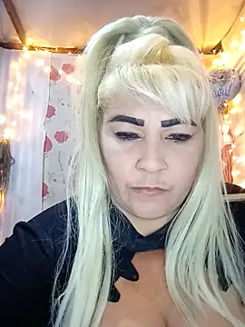 Snapshot of BonniAdams chatting on February 23, 2026, 12:45 am BonniAdams online show from February 23, 2026, 12:45 am