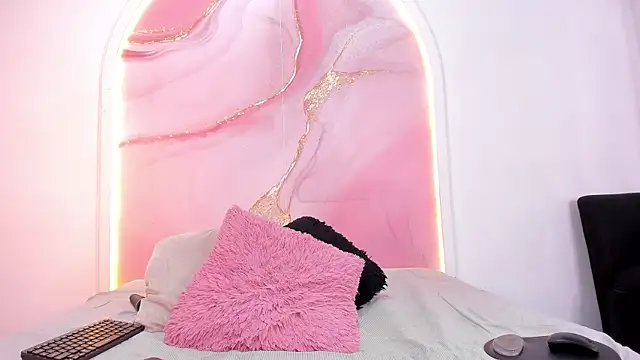 Sofii Lopezz online show from November 7, 2025, 11:48 am