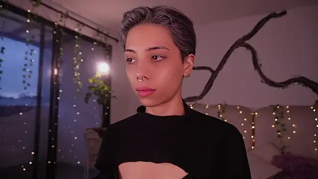 soidai miiu online show from November 12, 2025, 11:36 am