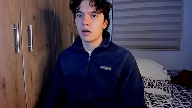 Snapshot of Mastrangelo_xxx chatting on February 13, 2026, 4:34 am Mastrangelo xxx online show from February 13, 2026, 4:34 am