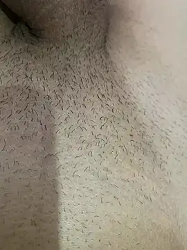 danielpg25 online show from February 21, 2025, 4:05 pm