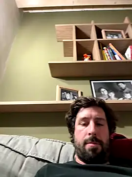 Ovett086 online show from December 14, 2025, 2:07 am