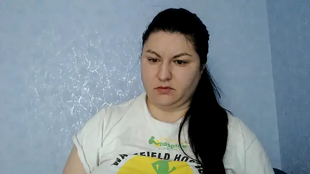 Snapshot of KiraSwee chatting on November 27, 2025, 6:58 am KiraSwee online show from November 27, 2025, 6:58 am