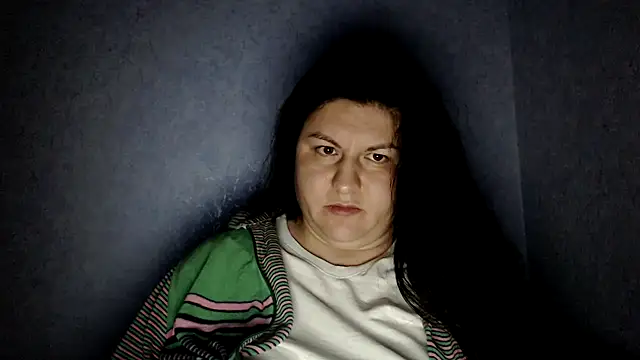 Snapshot of KiraSwee chatting on October 22, 2025, 5:12 pm KiraSwee online show from October 22, 2025, 5:12 pm