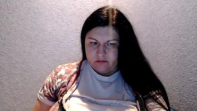 Snapshot of KiraSwee chatting on October 21, 2025, 5:34 pm KiraSwee online show from October 21, 2025, 5:34 pm