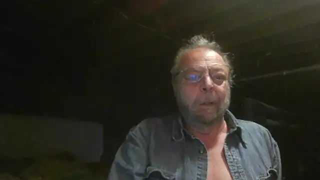 Snapshot of mercuryice chatting on April 14, 2026, 2:44 pm mercuryice online show from April 14, 2026, 2:44 pm