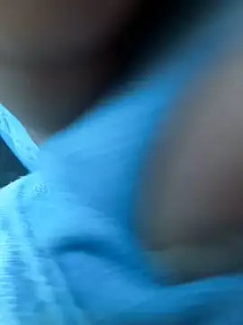 sark0606 online show from February 5, 2025, 7:50 am