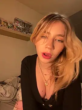 angeleyezlolita online show from February 8, 2025, 10:29 pm