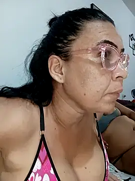 thefuckingowneroftits online show from November 4, 2025, 9:13 am