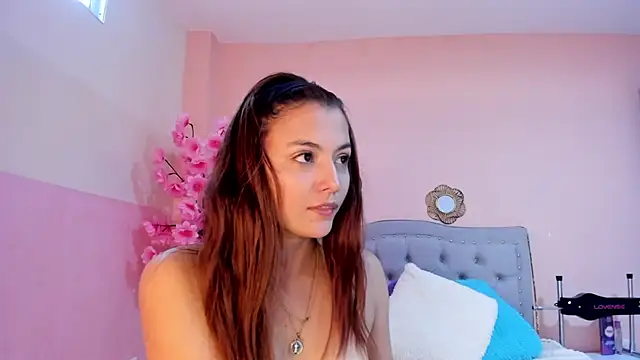 littletammy4u  online show from December 19, 2025, 12:18 pm