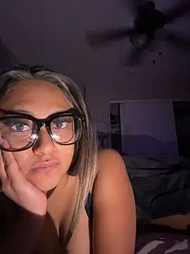 babygirl ak online show from February 3, 2025, 8:13 am