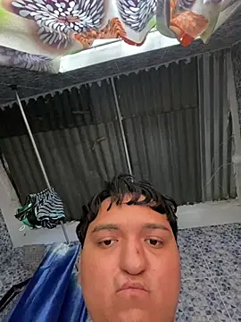 Snapshot of Eduardo08000 chatting on June 2, 2026, 9:04 pm Eduardo08000 online show from June 2, 2026, 9:04 pm