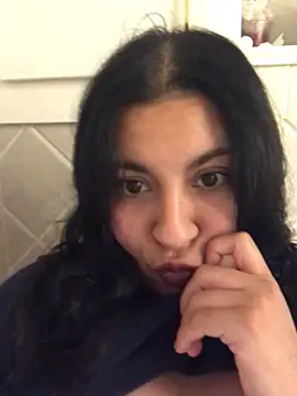 bellaxo online show from October 21, 2025, 1:49 am