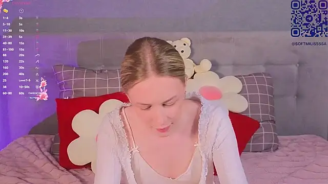 soft babe online show from April 9, 2026, 8:48 pm