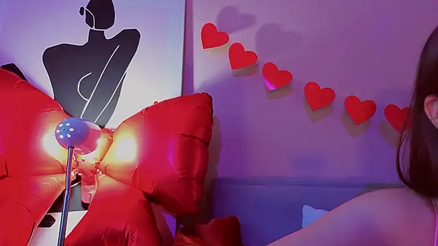 Snapshot of Mia_Luw chatting on February 17, 2026, 3:26 am Mia Luw online show from February 17, 2026, 3:26 am