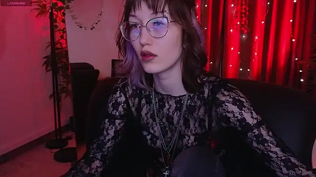 Snapshot of lissaros chatting on February 8, 2026, 6:11 am lissaros online show from February 8, 2026, 6:11 am