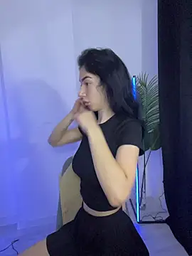 Snapshot of Celine_Roxelle chatting on October 23, 2025, 5:17 am Celine Roxelle online show from October 23, 2025, 5:17 am