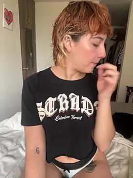 Maggie Geller online show from November 5, 2025, 4:32 pm