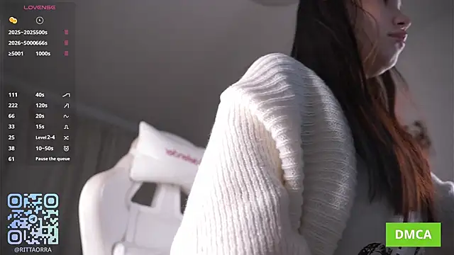 Snapshot of LizbethGee chatting on February 16, 2026, 4:11 am LizbethGee online show from February 16, 2026, 4:11 am