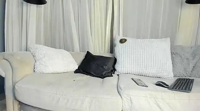 Golden-Boyy online show from March 19, 2025, 12:12 pm