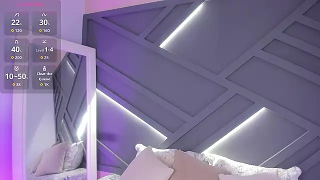 Snapshot of cloe_palmer chatting on December 3, 2025, 9:20 am cloe palmer online show from December 3, 2025, 9:20 am