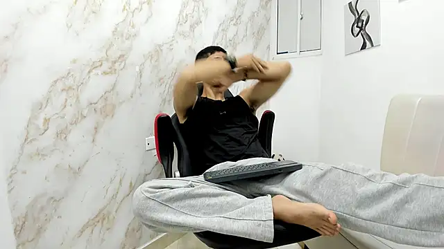 ANDRES STUD online show from November 24, 2025, 4:23 am