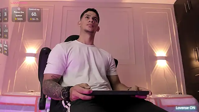 ANDRES STUD online show from May 31, 2026, 4:29 am
