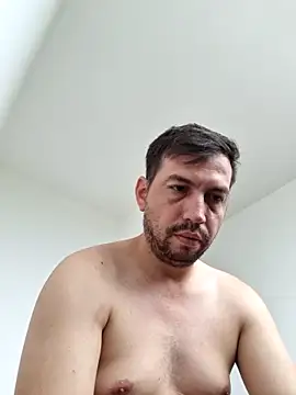 reyarturs13 online show from February 17, 2025, 1:00 pm