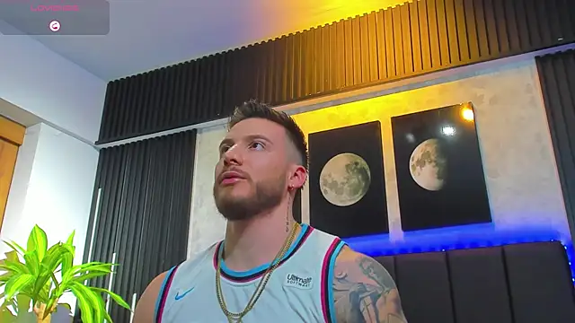 Snapshot of David_blake_ chatting on February 28, 2025, 5:48 am David blake online show from February 28, 2025, 5:48 am