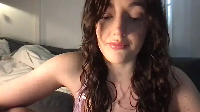 laceyjames24 online show from March 20, 2026, 8:37 am