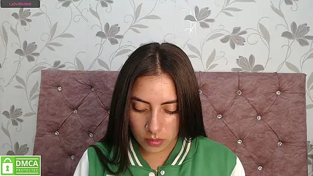 Snapshot of Emmaa_dia chatting on February 9, 2025, 11:25 pm Emmaa dia online show from February 9, 2025, 11:25 pm