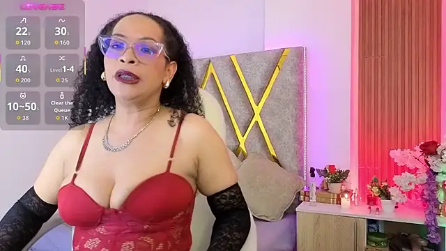 Snapshot of Cintiia_Holmes chatting on February 8, 2026, 12:30 am Cintiia Holmes online show from February 8, 2026, 12:30 am