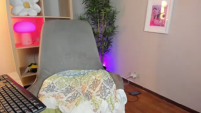 xamixa  online show from March 14, 2025, 12:51 pm