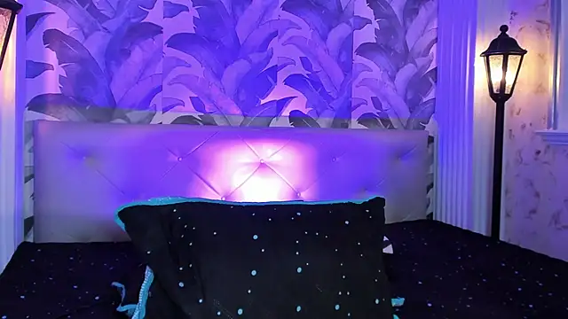 Sami Evanns online show from October 11, 2025, 3:07 am