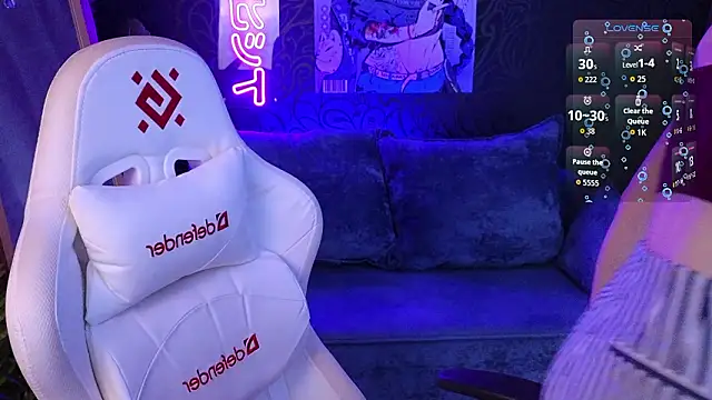 roxy riot  online show from February 20, 2026, 6:26 am