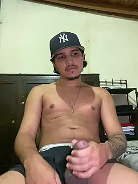 Snapshot of daniel6916 chatting on February 26, 2025, 4:08 am daniel6916 online show from February 26, 2025, 4:08 am