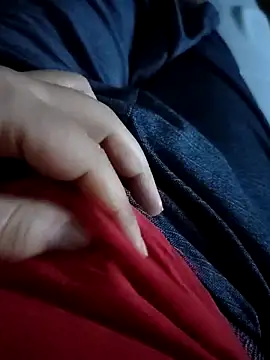 emremodel online show from March 29, 2026, 9:38 pm