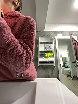 BonyBon29 online show from February 26, 2026, 7:52 am