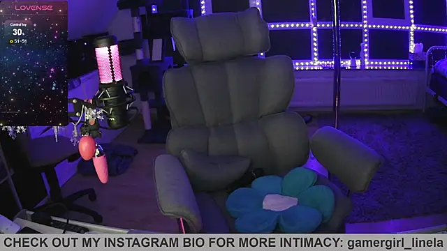 Snapshot of Gamergirl-Linela chatting on April 28, 2026, 10:03 pm Gamergirl-Linela online show from April 28, 2026, 10:03 pm
