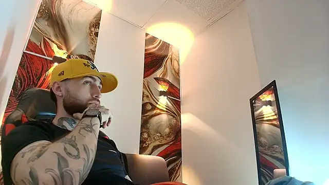 Luke davis01 online show from March 26, 2026, 12:58 pm