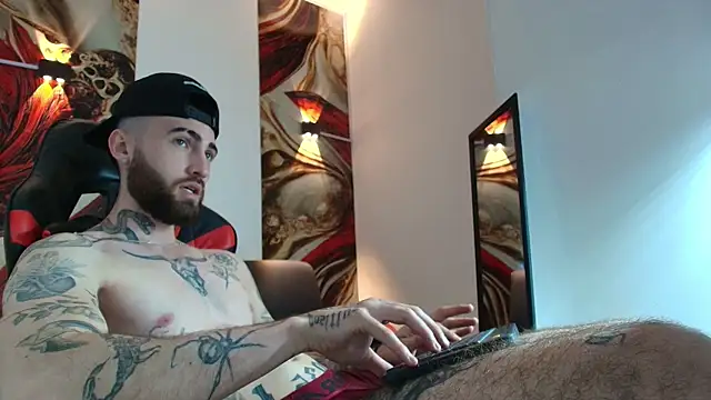 Luke davis01 online show from October 1, 2025, 1:26 pm